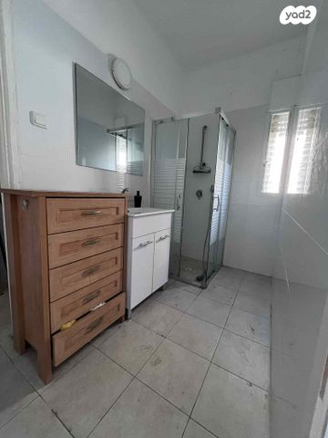 דירה, נווה פז, חיפה