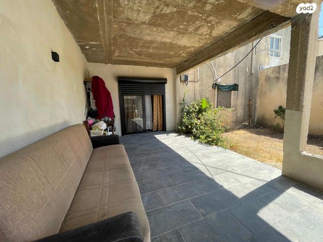 דירת גן, טרומפלדור, קרית ים