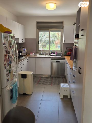 דירה, שמואל שניצר, אזורי חן, גימל החדשה, תל אביב יפו