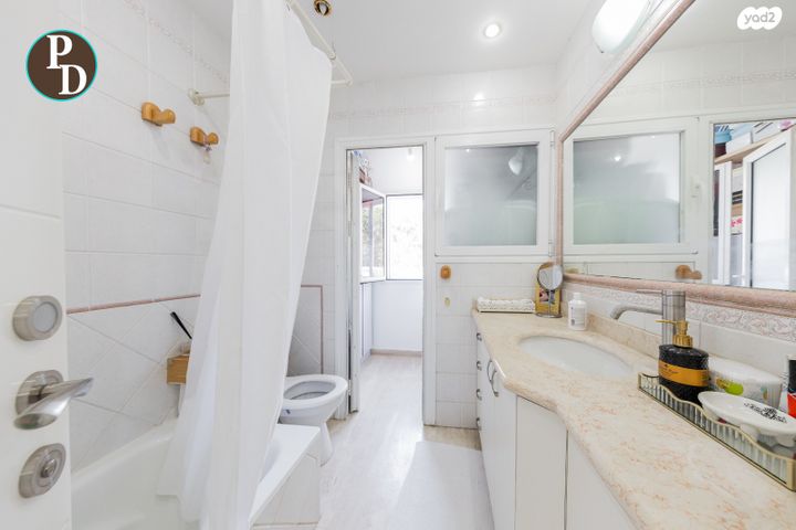 דו משפחתי, הפרג, בנה ביתך, קדימה צורן