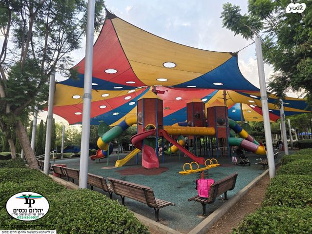 דירה, רמב"ם, טירת כרמל