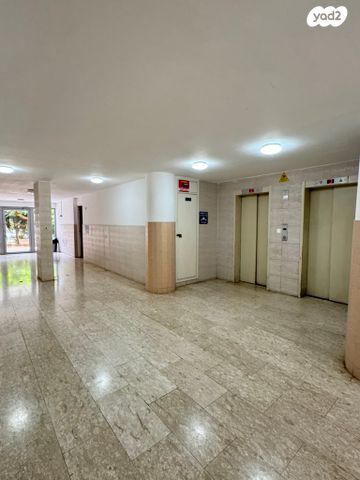 דירה, נחל פרת 6, חדרה