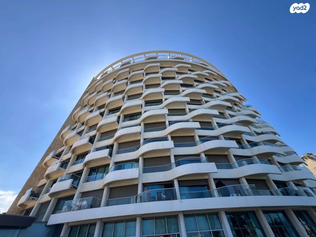 דירה, הרצל רוזנבלום 2, גלילות, תל אביב יפו