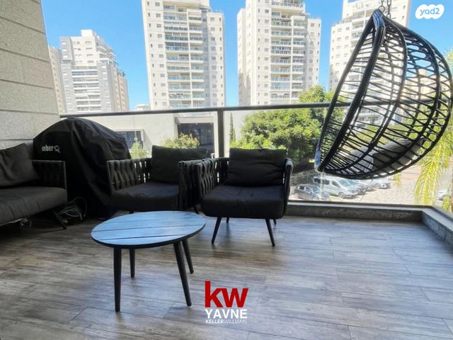 דירה, הדוגית, נאות רבין, יבנה