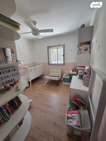 דירה, שמואל שניצר, אזורי חן, גימל החדשה, תל אביב יפו