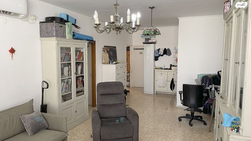 דירה, אמיל זולא, תל אביב יפו