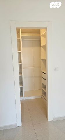 דירה, מנדל זינגר, סביוני הכרמל, חיפה