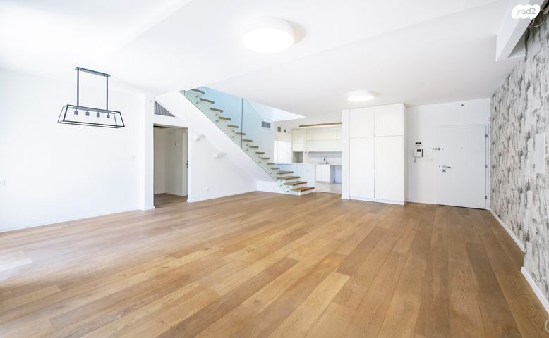 גג/ פנטהאוז, אליהו בן חור, הדר המושבות החדשה / אם המושבות החדשה, פתח תקווה