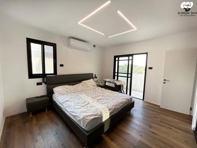 בית פרטי/ קוטג', אגוז, עומר