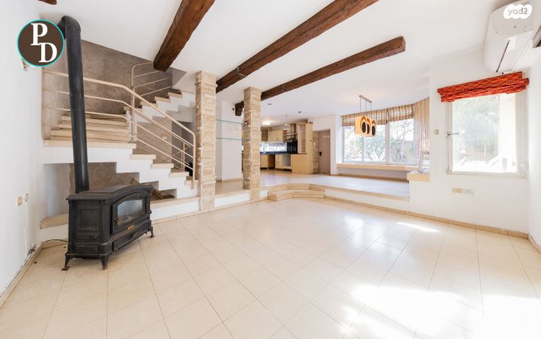 דו משפחתי, הארז, פרדסיה, פרדסיה