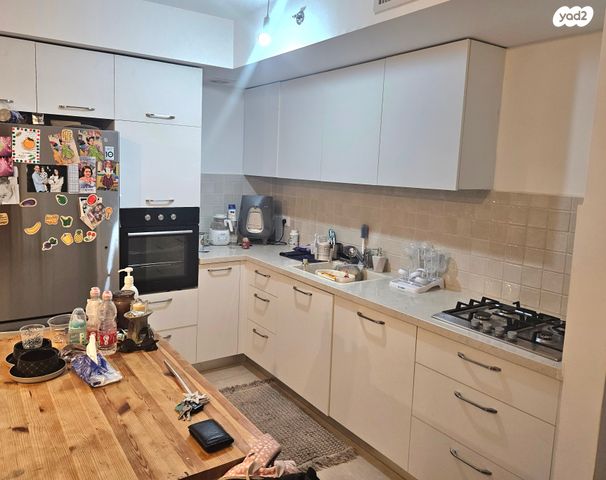 דירה, ליבת העיר, יהוד מונוסון