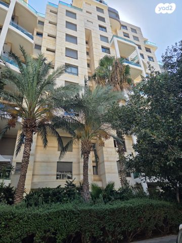 שמואל שניצר 