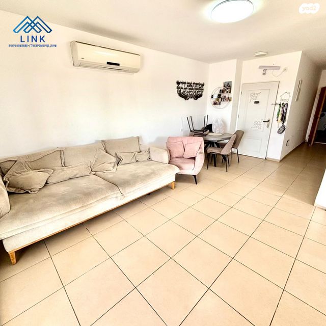 דירה, סחלב, גלי כרמל, טירת כרמל