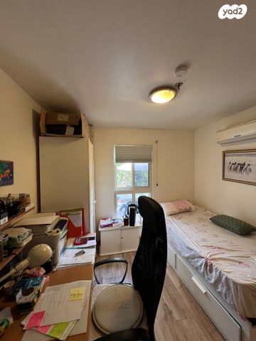 דו משפחתי, דרך האלון, קציר, קציר