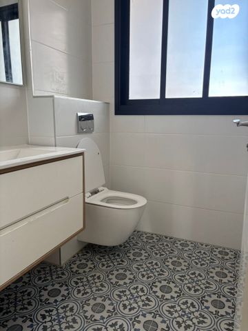 דירה, רעננה