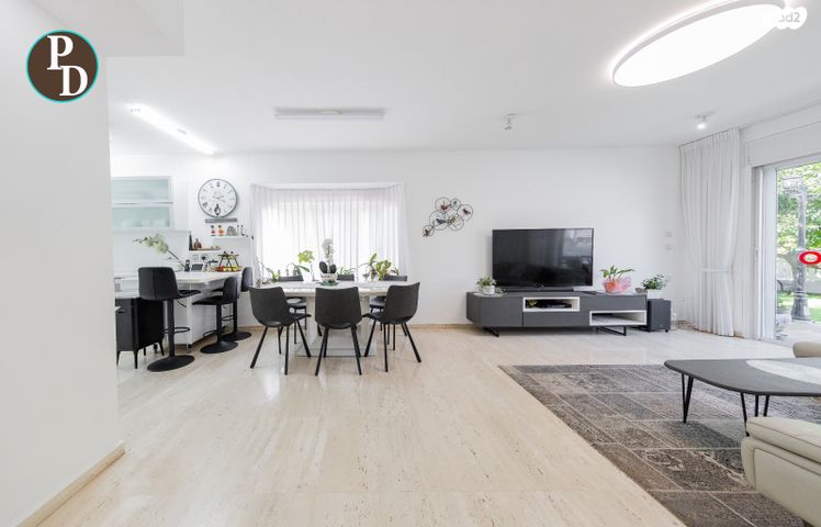 דו משפחתי, הפרג, בנה ביתך, קדימה צורן