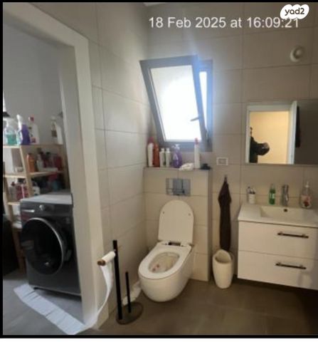 דירה, נחל איילון, נאות שקמה, שדרות