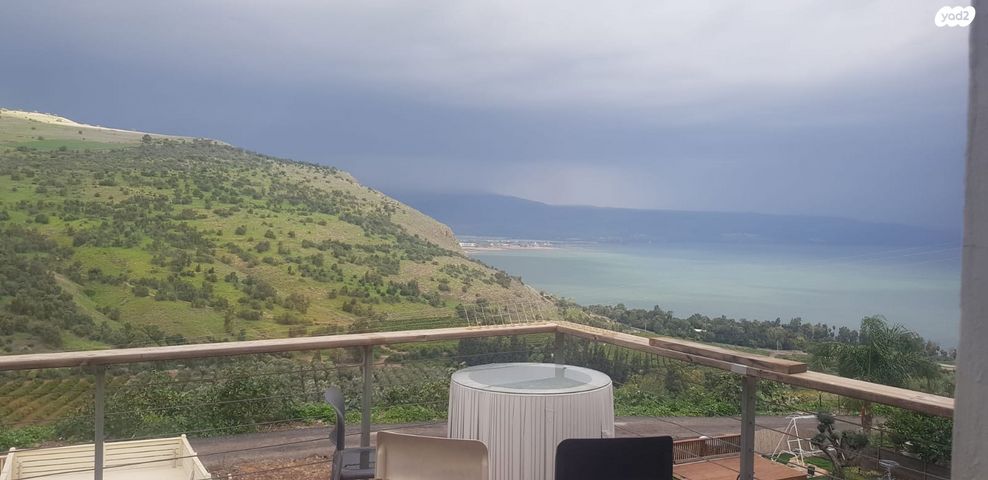 דו משפחתי, טבריה