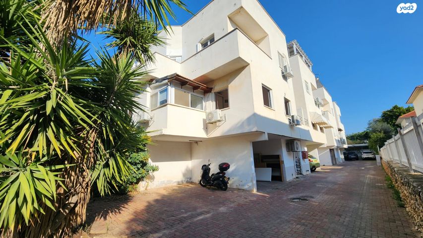 דירת גן, ביל"ו, מרכז דרום, רעננה