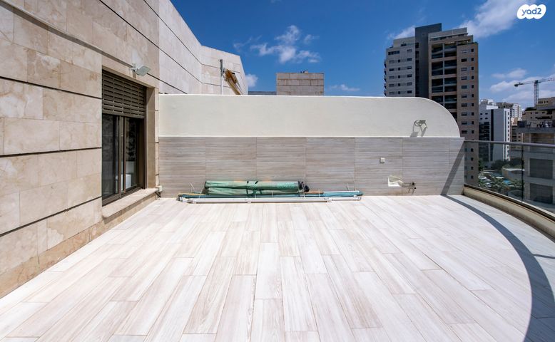 גג/ פנטהאוז, אליהו בן חור, הדר המושבות החדשה / אם המושבות החדשה, פתח תקווה