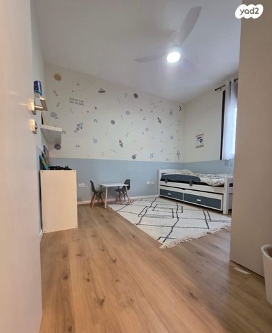 דירת גן, שכונה 8, תל מונד