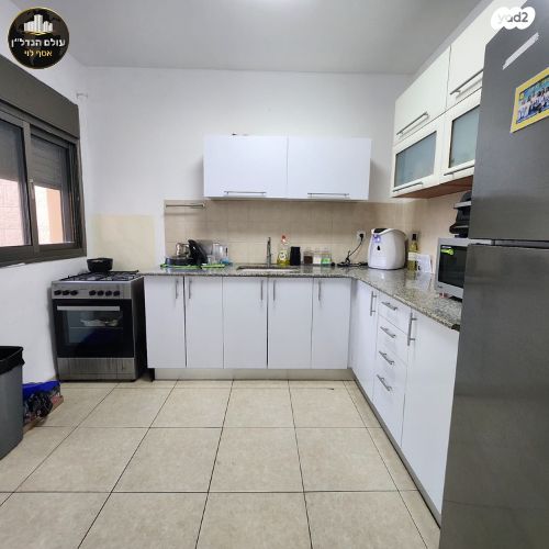 דירה, לח"י, טירת כרמל