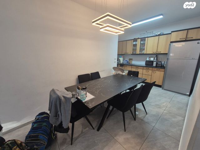 דירת גן, המחתרת 14, אלמוגים, קרית ים