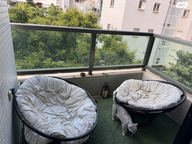 דירה, החולה, נווה יהושע, ערמונים, רמת גן