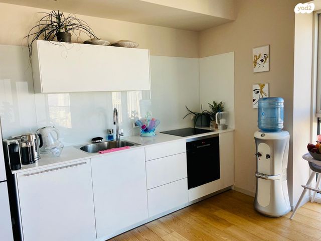 דירה, מונטיפיורי, הרכבת, תל אביב יפו