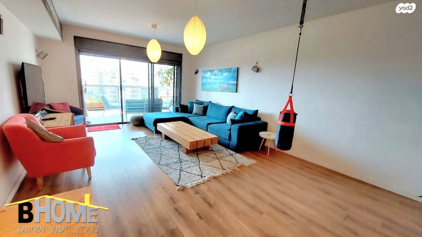 דירה, רמת אמיר, קדימה צורן