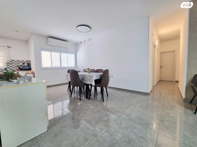 דירה, הרב יוסף ריבלין, צפון מערב מרכז העיר, נתניה