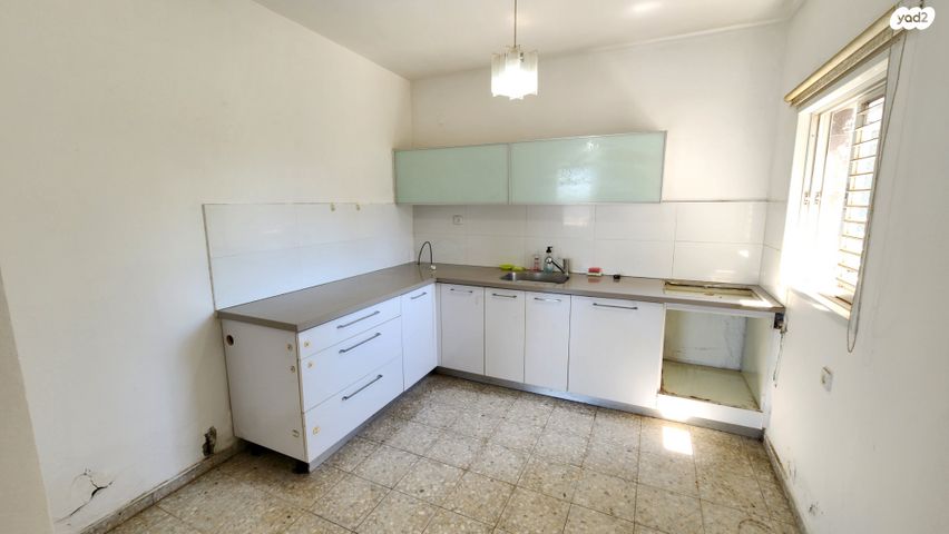 דירה, המעיין, כצנלסון, ראשון לציון