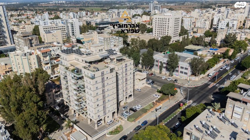 דירה, אחד העם 15, מרכז העיר, חדרה