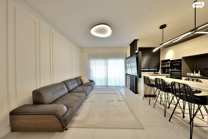 דירה, י.ל. פרץ, אברמסקי, קרית אתא