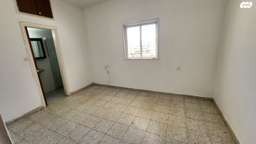 דירה, המעיין, כצנלסון, ראשון לציון