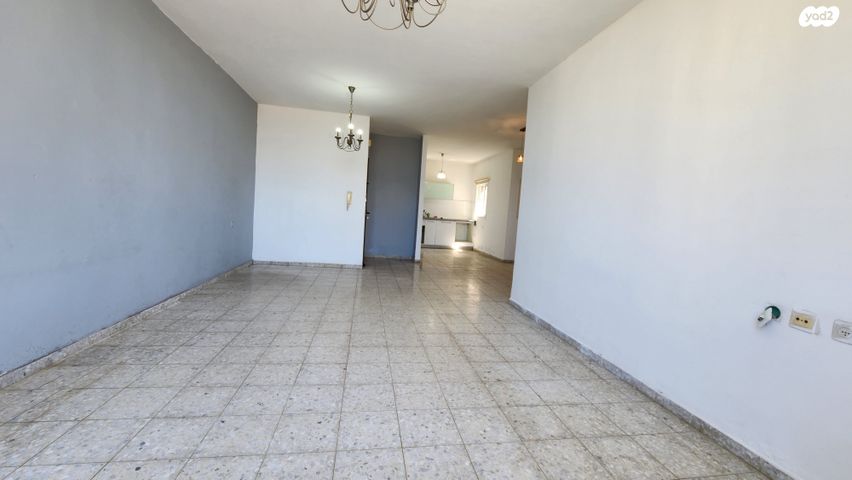 דירה, המעיין, כצנלסון, ראשון לציון