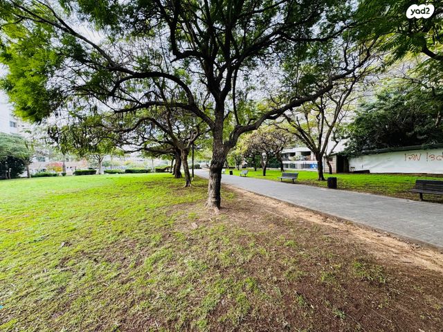 דירה, שמואל יבנאלי, תל גנים, גבעתיים