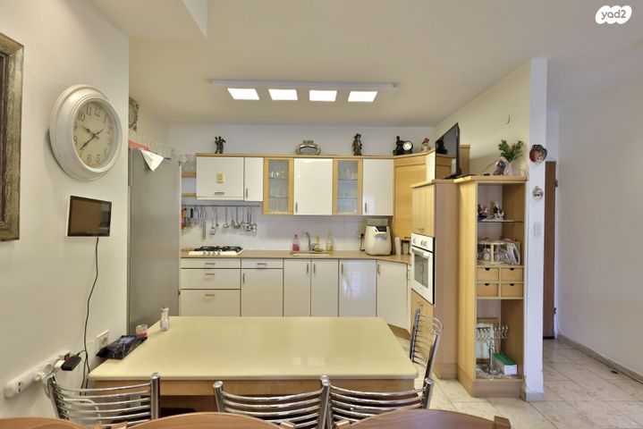 דירה, מנחם בגין, נווה גנים, קרית מוצקין