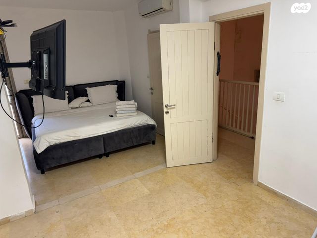 בית פרטי/ קוטג', המשוררת רחל, נאות שקמה, ראשון לציון