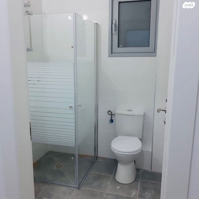 דירה, אלון, בית דגן, בית דגן