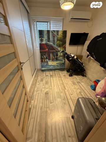 דירה, יגאל אלון, לב מוצקין, בנה ביתך, קרית מוצקין