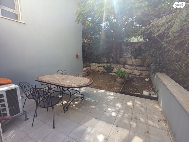 בית פרטי/ קוטג', צאלים, שירת הכפר, כפר ורדים