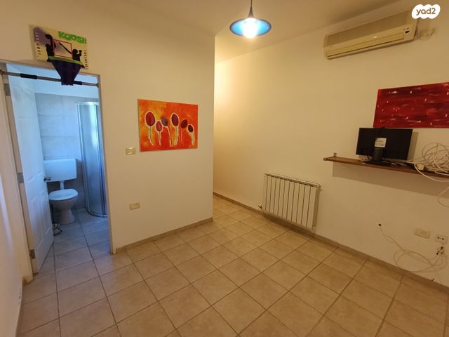 בית פרטי/ קוטג', צאלים, שירת הכפר, כפר ורדים