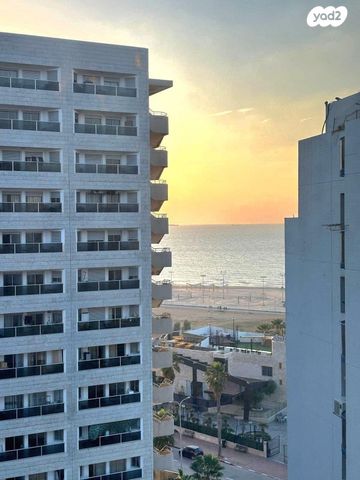 דירה, הטיילת 5, רובע א', אשדוד