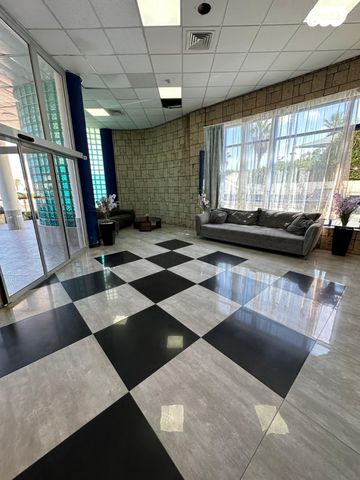 דירה, הטיילת 5, רובע א', אשדוד