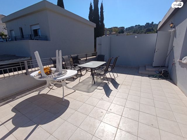 בית פרטי/ קוטג', צאלים, שירת הכפר, כפר ורדים