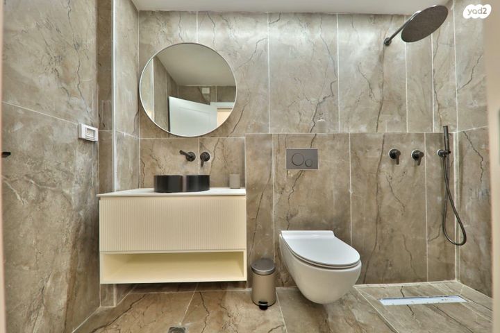 תיירות ונופש, שדרות משה שרת 35, קרית ים ב', קרית ים