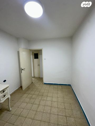 דירה, אברהם שטרן, קרית היובל, ירושלים