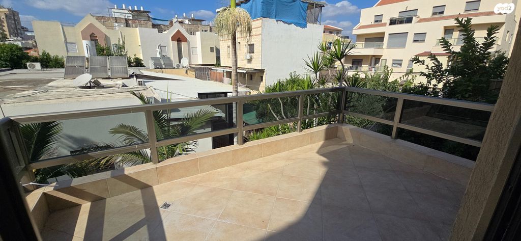 בית פרטי/ קוטג', אהרון אהרונסון 7, רמת אפרים, נתניה