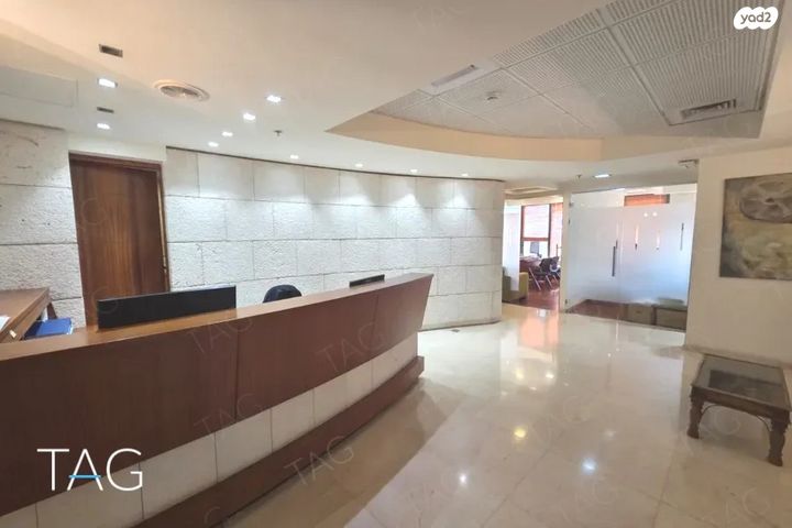 משרדים, דרך מנחם בגין 23, תל אביב יפו